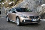Volvo V40 T5 AWD Cross Country 2016 года